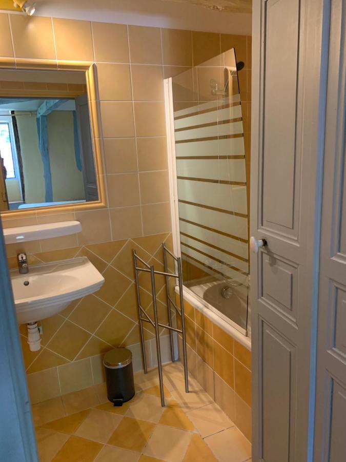Chambres D'Hotes Maison Redon Tour-de-Faure Εξωτερικό φωτογραφία