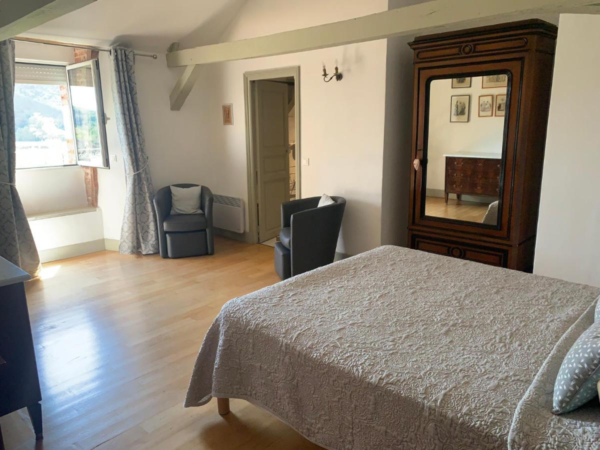 Chambres D'Hotes Maison Redon Tour-de-Faure Εξωτερικό φωτογραφία