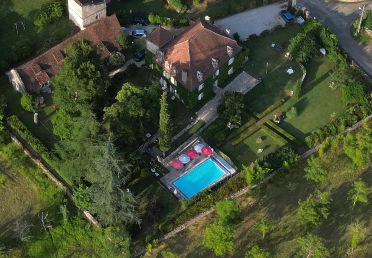 Chambres D'Hotes Maison Redon Tour-de-Faure Εξωτερικό φωτογραφία