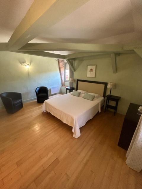 Chambres D'Hotes Maison Redon Tour-de-Faure Εξωτερικό φωτογραφία