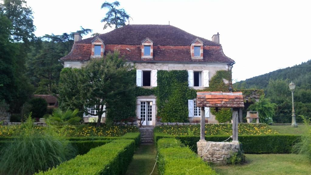 Chambres D'Hotes Maison Redon Tour-de-Faure Εξωτερικό φωτογραφία